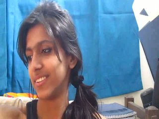 Non Nude Desi Girls - Non Nude Young Indian Videos