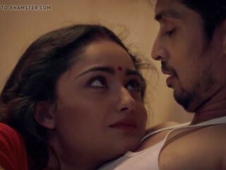 Bhabhi hot romance sexy kissing webseries