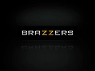 Brazzers - Dirty Masseur - Oiling a Whore Scene Starring