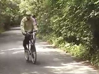 seins, forêt, l'adolescence