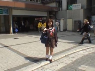 Mikan astonishing азіатська школярка enjoys публічний flashing