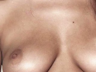 tits besar, paling telanjang terbaik, kecil lebih