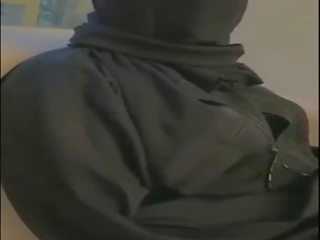 Arab Bitch in a Niqab, Free Big Cock H...