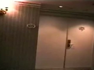 Vrouw geneukt in een madrid hotel door een hotel veiligheid guard