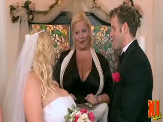 Huge Wedding Boobs - Hqxxxmovies.com Wedding free porn collection, enjoy WEDDING XXX tube and  porno movies