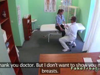 Lékař fucks sexy pacient v fake nemocnice